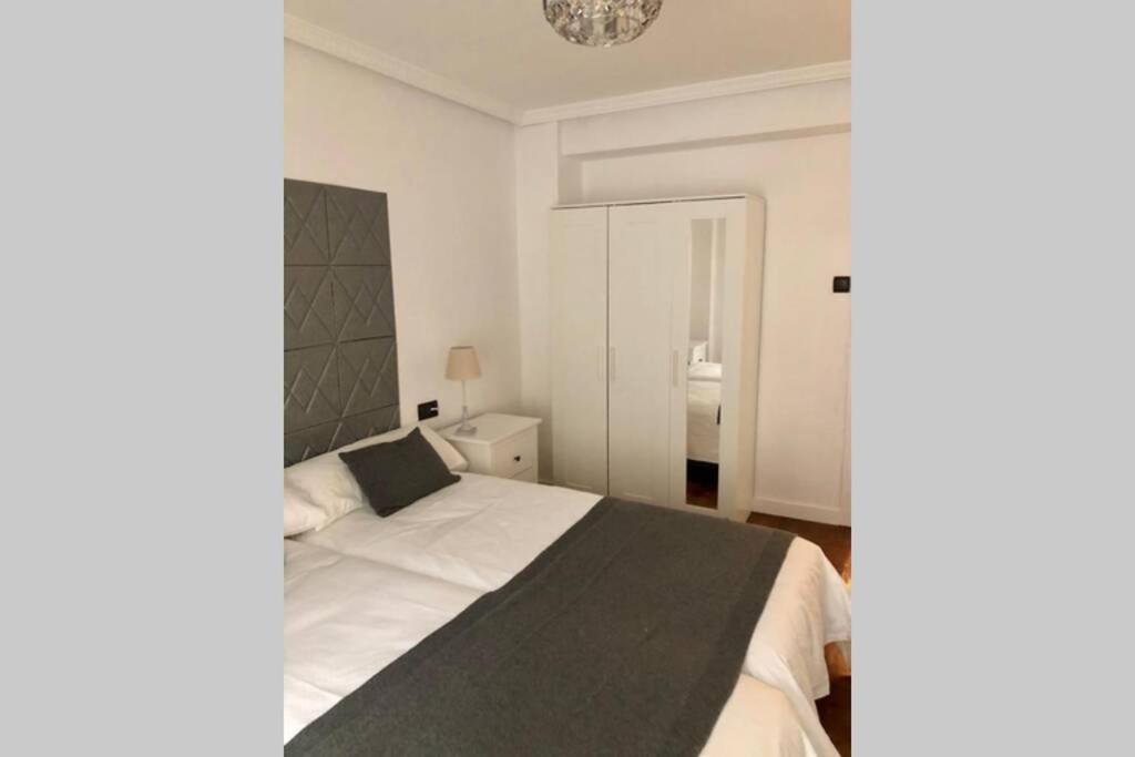 Piso En El Centro De Oviedo 아파트 외부 사진